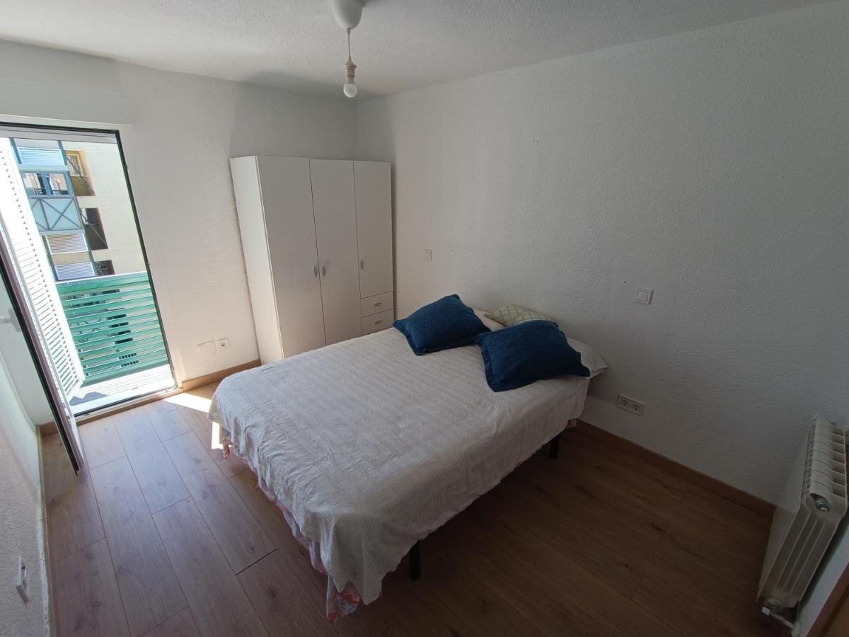 Amplia Habitacion En Vivienda Duplex Madrid Esterno foto
