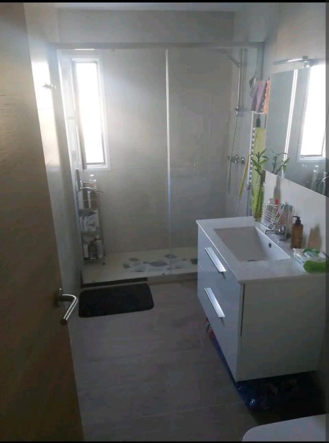 Amplia Habitacion En Vivienda Duplex Madrid Esterno foto